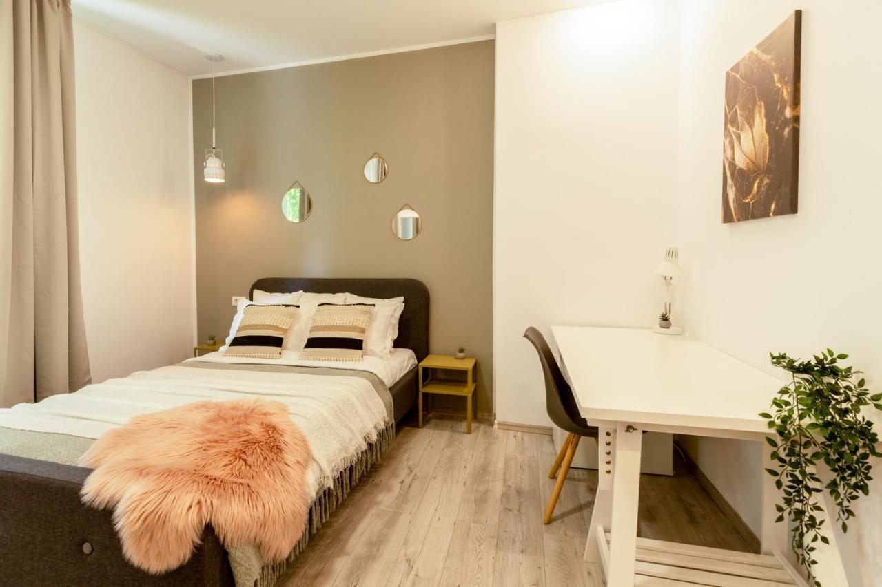 Ideal Stay: Spacious 2Br Apt Near Calea Victoriei Βουκουρέστι Εξωτερικό φωτογραφία
