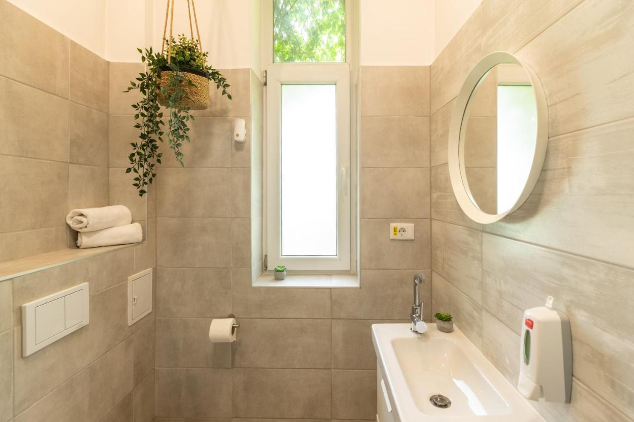 Ideal Stay: Spacious 2Br Apt Near Calea Victoriei Βουκουρέστι Εξωτερικό φωτογραφία