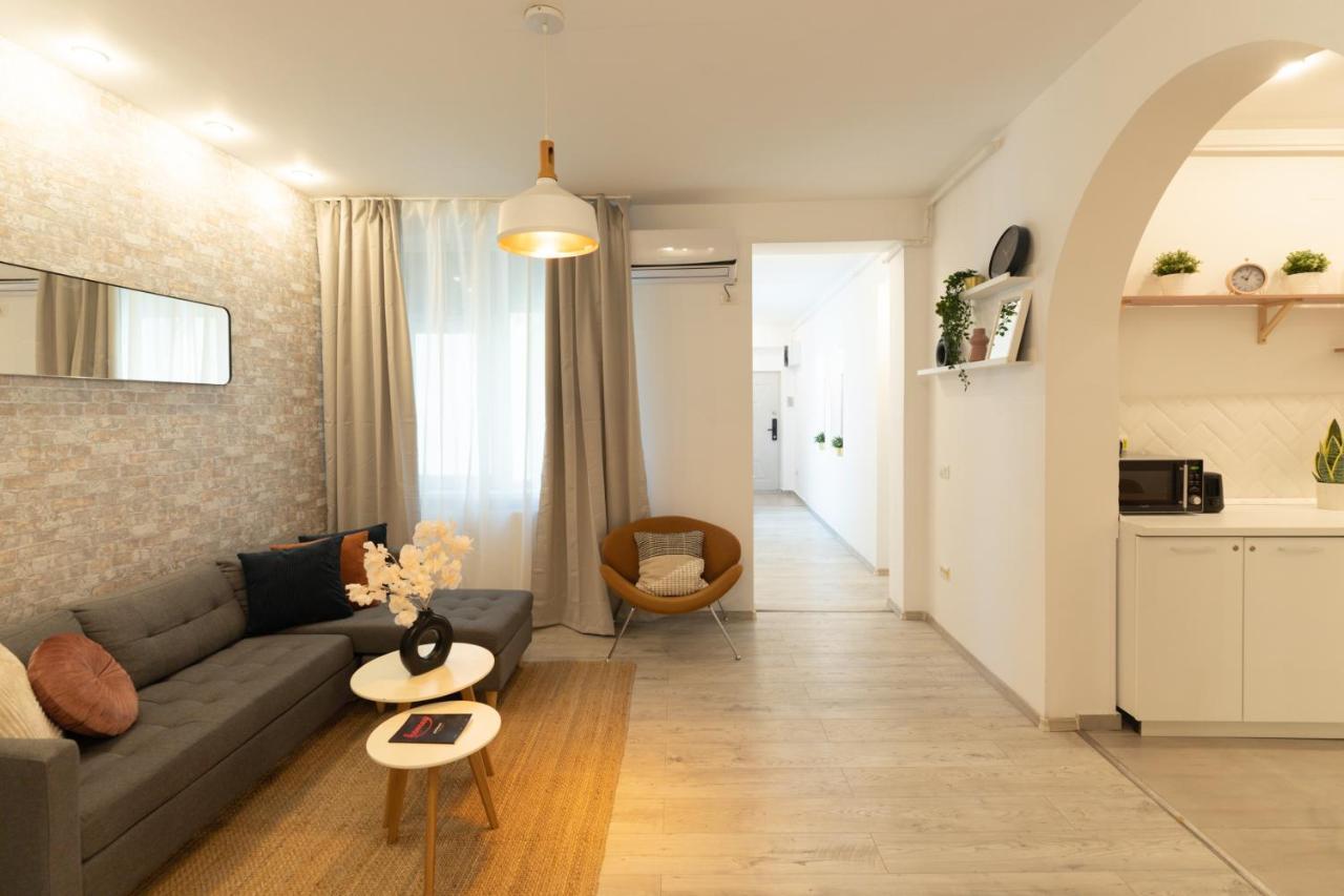Ideal Stay: Spacious 2Br Apt Near Calea Victoriei Βουκουρέστι Εξωτερικό φωτογραφία
